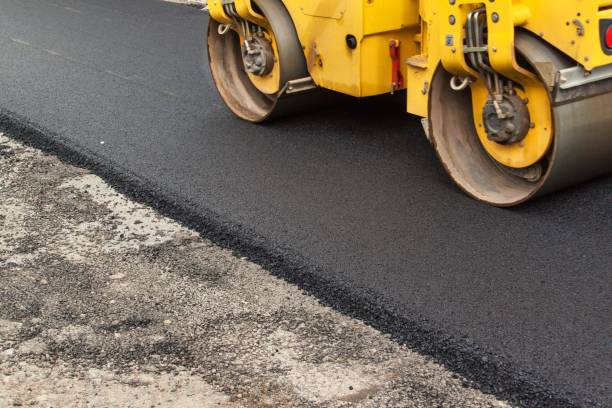 Best Residential Driveway Paver Services  in Country Clu, CA
